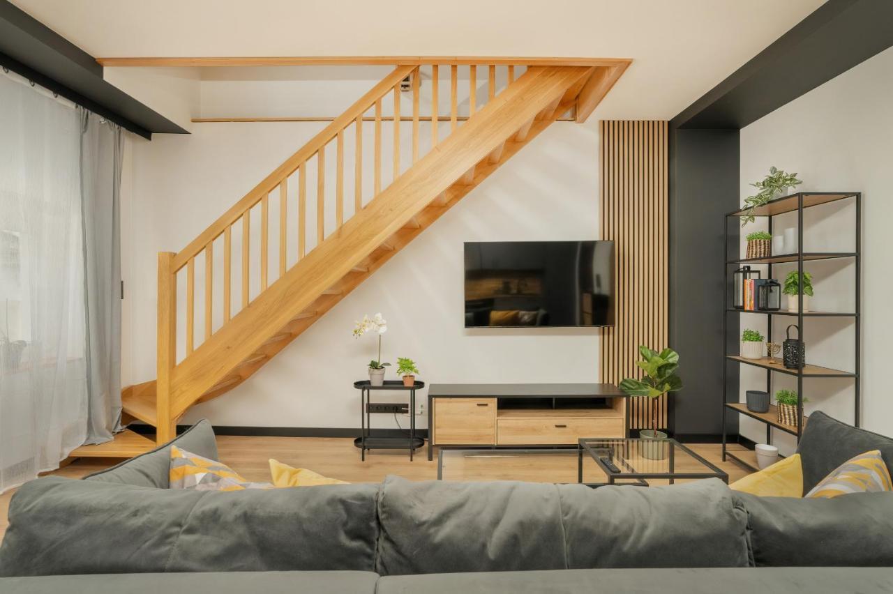 Komeda Apartment Hidden In Poznan Old Town By Noclegi Renters エクステリア 写真