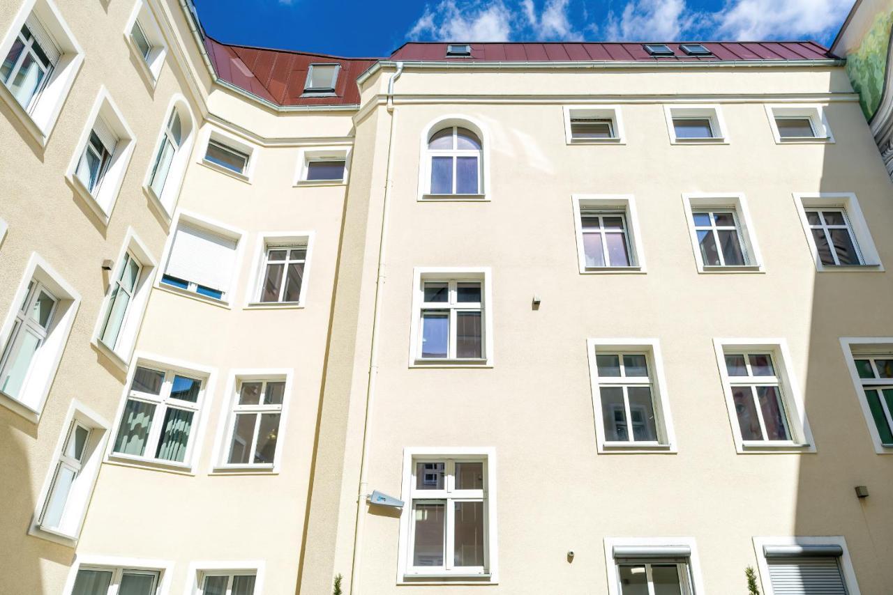Komeda Apartment Hidden In Poznan Old Town By Noclegi Renters エクステリア 写真